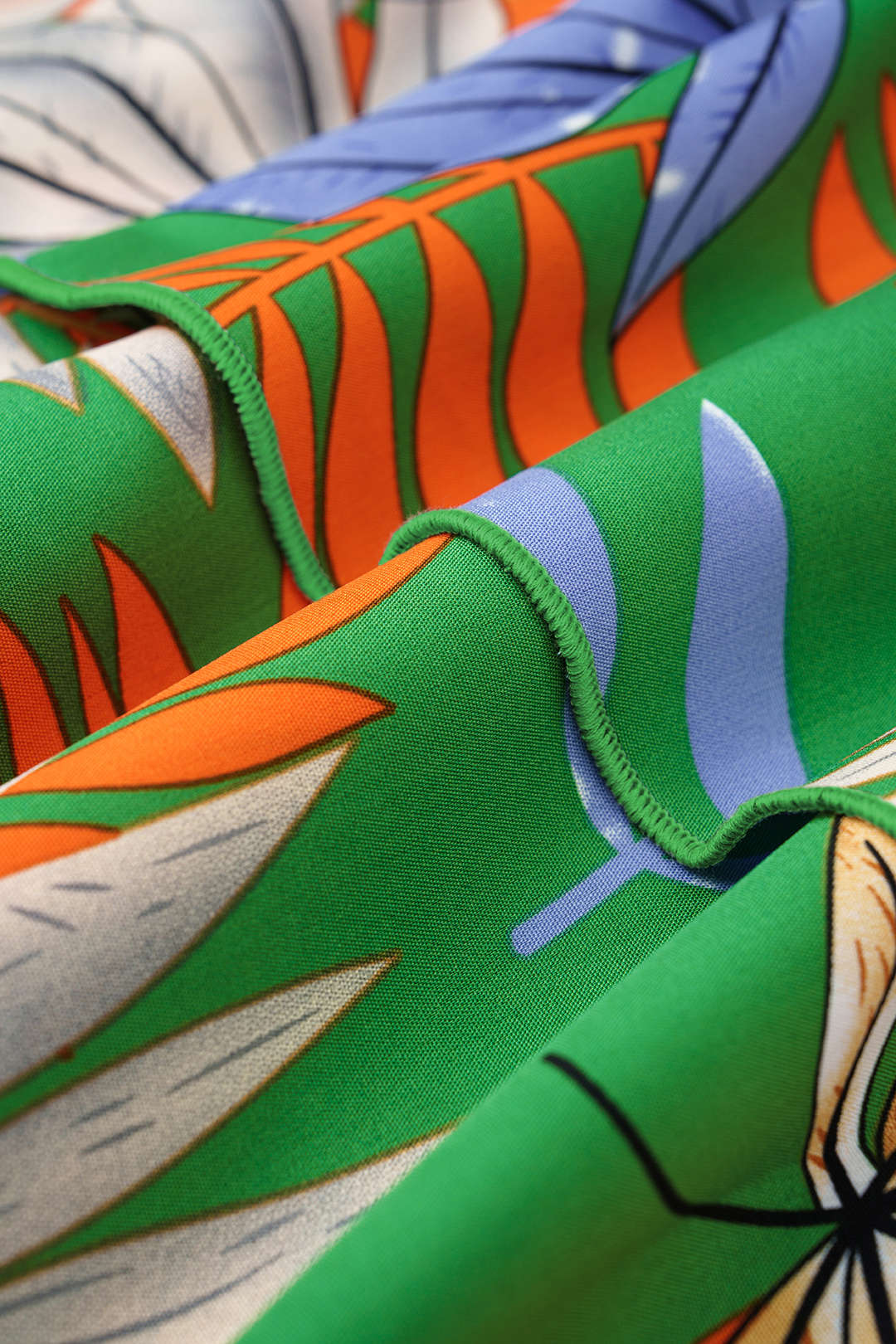Plus Size Leaves Print Ruffle Maxi Skirt - Image 3