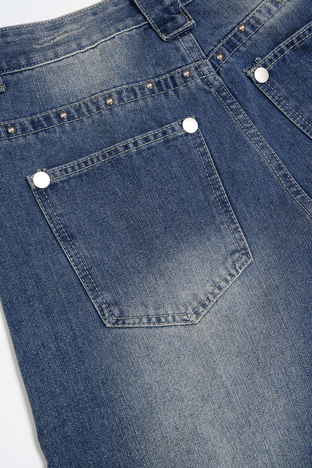 Denim Rivet Rhinestone Decor Straight Leg Jeans - Image 5